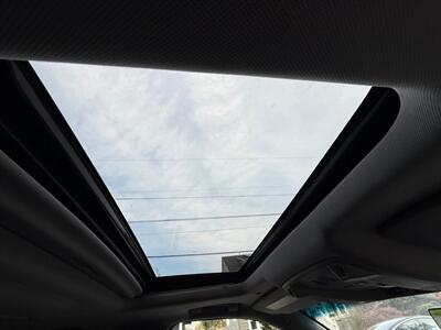 2018 Cadillac Escalade ESV Premium Luxury   - Photo 11 - Portland, OR 97202