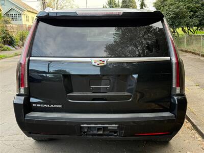 2018 Cadillac Escalade ESV Premium Luxury   - Photo 5 - Portland, OR 97202