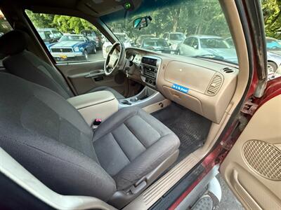 2001 Ford Explorer Sport Trac 4dr   - Photo 9 - Portland, OR 97202