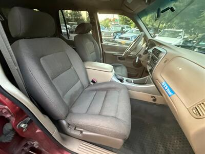 2001 Ford Explorer Sport Trac 4dr   - Photo 10 - Portland, OR 97202