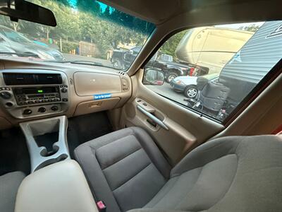 2001 Ford Explorer Sport Trac 4dr   - Photo 12 - Portland, OR 97202