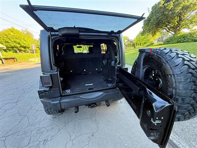 2015 Jeep Wrangler Unlimited Sport - Photo 7 - Portland, OR 97202