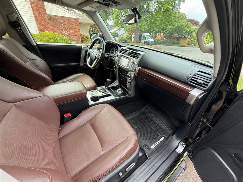 2018 Toyota 4Runner Limited - Photo 10 - Portland, OR 97202