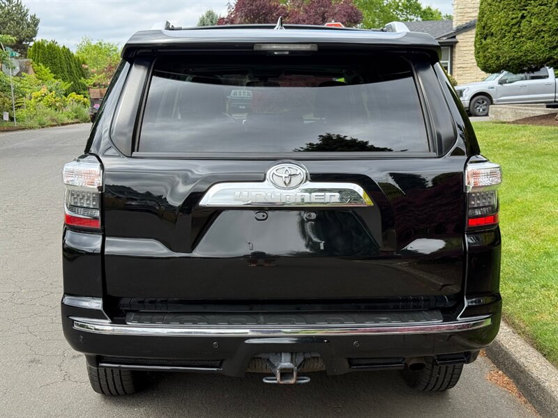 2018 Toyota 4Runner Limited - Photo 5 - Portland, OR 97202