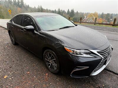 2017 Lexus ES 350   - Photo 6 - Portland, OR 97202
