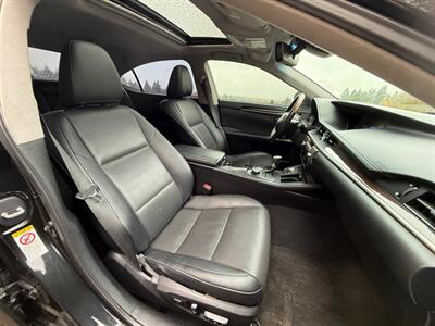 2017 Lexus ES 350   - Photo 10 - Portland, OR 97202