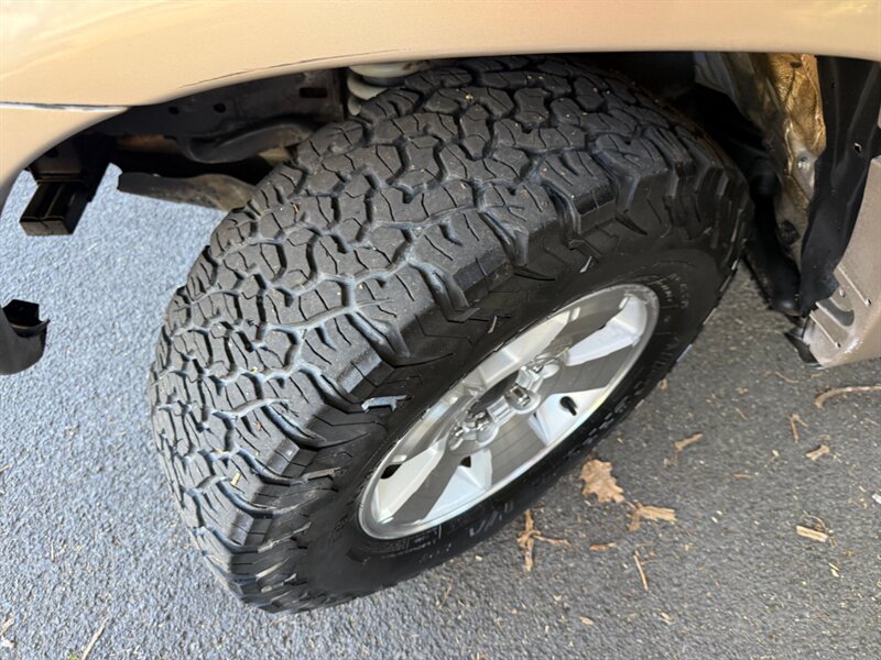 2006 Toyota Tacoma V6 V6 4dr Double Cab - Photo 10 - Portland, OR 97202