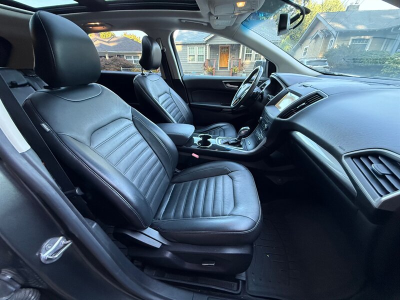 2016 Ford Edge SEL - Photo 13 - Portland, OR 97202