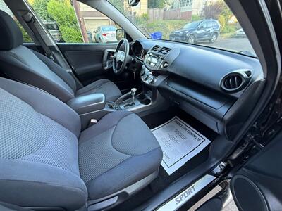 2009 Toyota RAV4 Sport   - Photo 13 - Portland, OR 97202