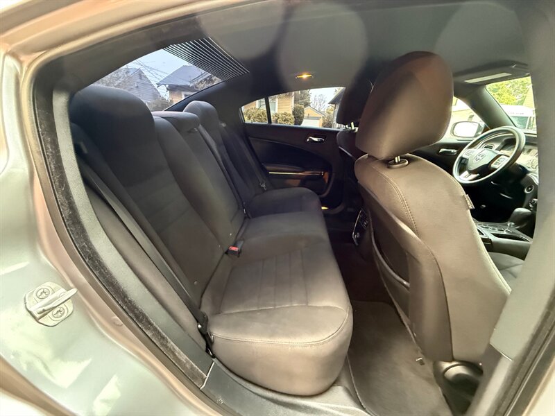 2014 Dodge Charger SE - Photo 11 - Portland, OR 97202
