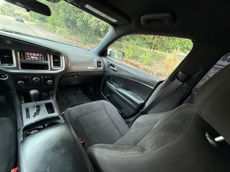 2014 Dodge Charger SE - Photo 15 - Portland, OR 97202