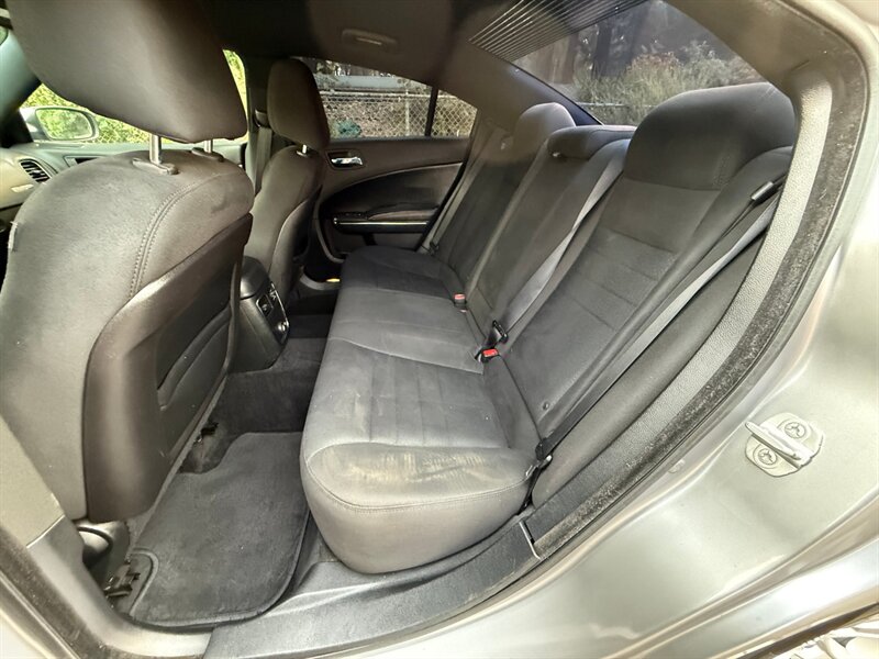 2014 Dodge Charger SE - Photo 12 - Portland, OR 97202