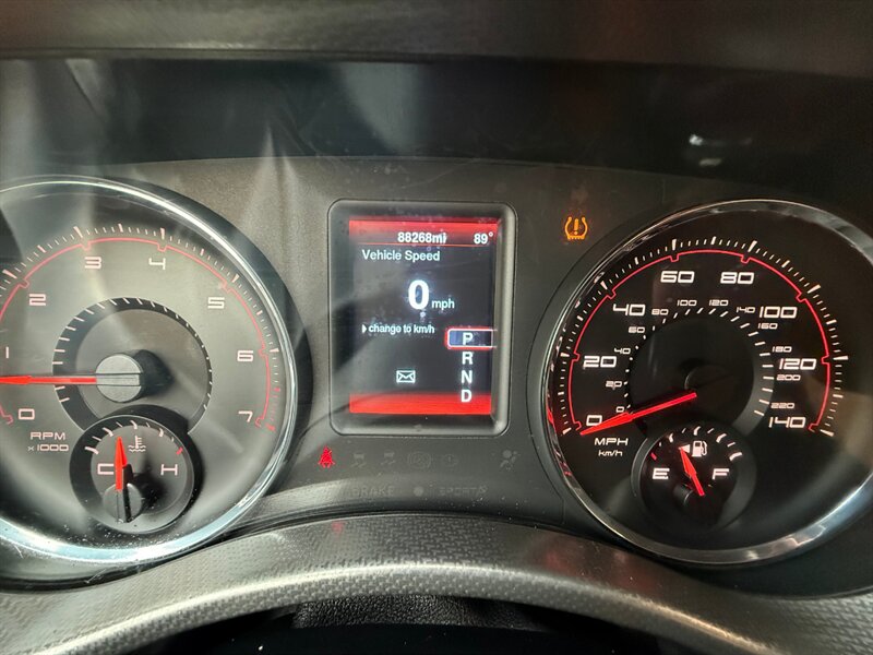 2014 Dodge Charger SE - Photo 18 - Portland, OR 97202
