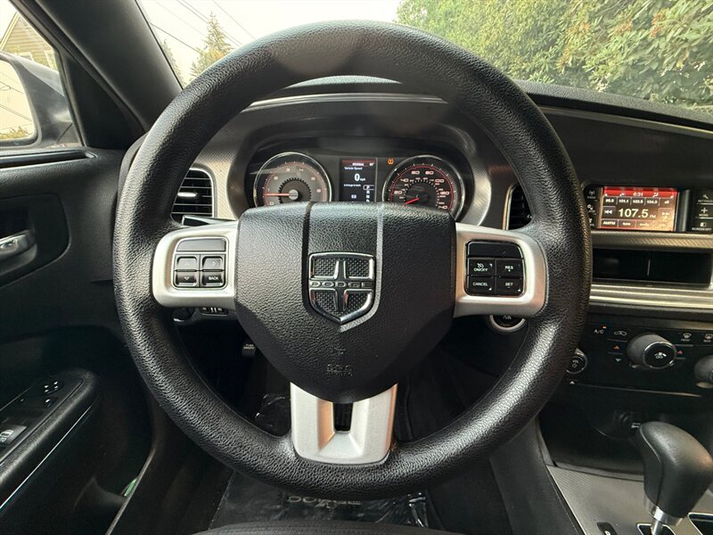 2014 Dodge Charger SE - Photo 17 - Portland, OR 97202