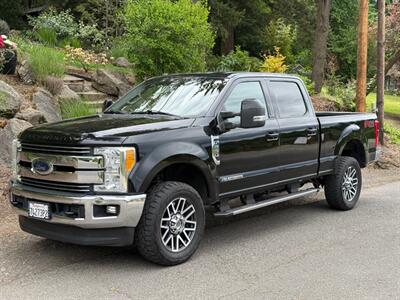 2017 Ford F-250 Super Duty Lariat Truck