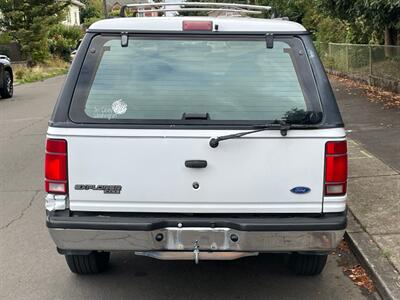 1994 Ford Explorer XLT 4dr XLT   - Photo 5 - Portland, OR 97202