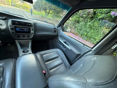 2002 Ford Explorer Sport Trac Value 4dr   - Photo 18 - Portland, OR 97202