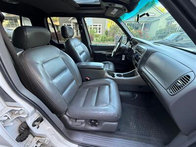 2002 Ford Explorer Sport Trac Value 4dr   - Photo 12 - Portland, OR 97202