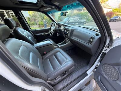 2002 Ford Explorer Sport Trac Value 4dr   - Photo 11 - Portland, OR 97202