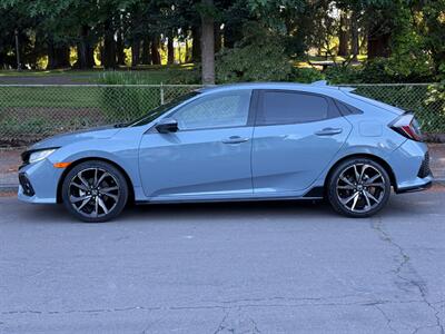 2017 Honda Civic Sport   - Photo 2 - Portland, OR 97202