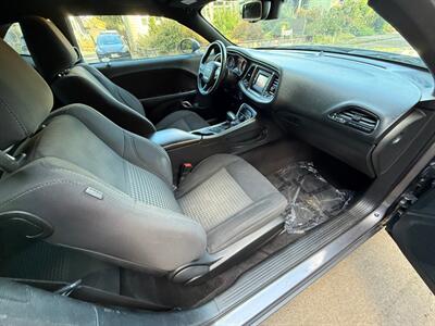 2016 Dodge Challenger SXT   - Photo 10 - Portland, OR 97202
