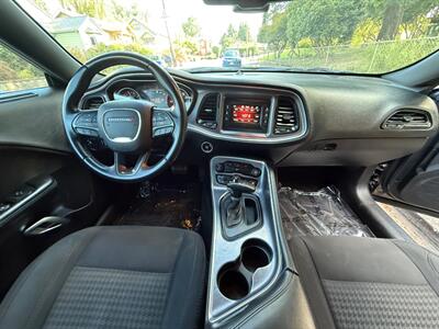 2016 Dodge Challenger SXT   - Photo 13 - Portland, OR 97202