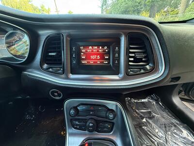 2016 Dodge Challenger SXT   - Photo 14 - Portland, OR 97202