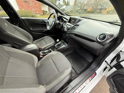 2015 Ford Fiesta ST   - Photo 10 - Portland, OR 97202