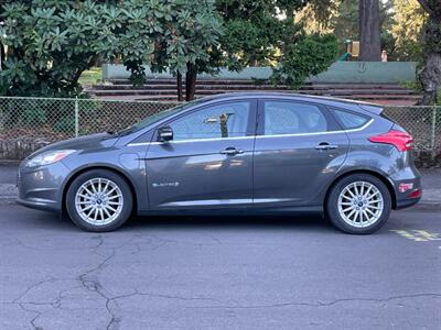 2017 Ford Focus Electric   - Photo 2 - Portland, OR 97202