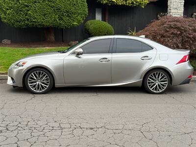 2015 Lexus IS 250   - Photo 2 - Portland, OR 97202