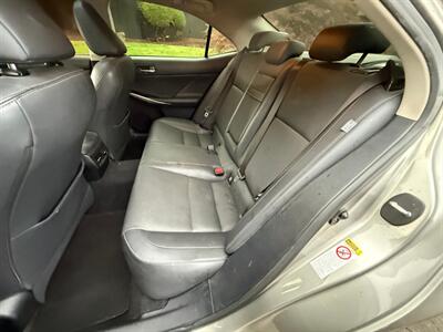 2015 Lexus IS 250   - Photo 13 - Portland, OR 97202