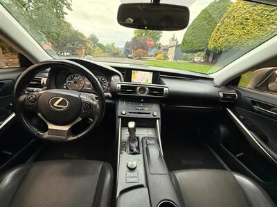 2015 Lexus IS 250   - Photo 14 - Portland, OR 97202
