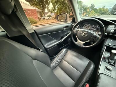 2015 Lexus IS 250   - Photo 17 - Portland, OR 97202