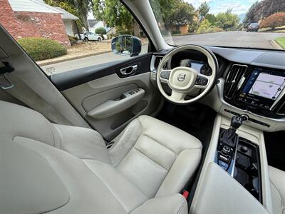 2018 Volvo XC60 T5 Momentum   - Photo 19 - Portland, OR 97202