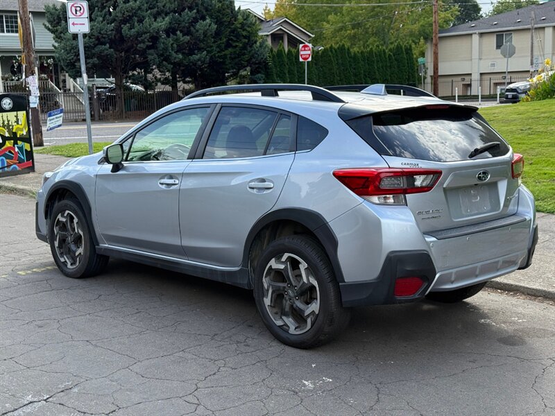 2021 Subaru Crosstrek Limited - Photo 3 - Portland, OR 97202