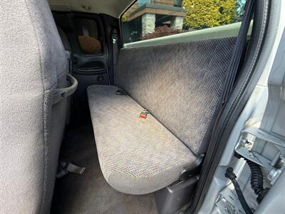 2001 Dodge Ram 2500 SLT 4dr Quad Cab SLT   - Photo 12 - Portland, OR 97202
