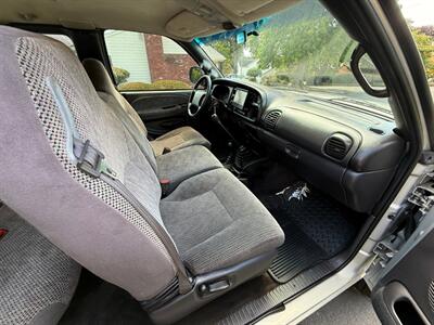 2001 Dodge Ram 2500 SLT 4dr Quad Cab SLT   - Photo 15 - Portland, OR 97202