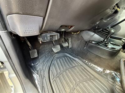 2001 Dodge Ram 2500 SLT 4dr Quad Cab SLT   - Photo 26 - Portland, OR 97202