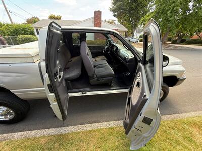 2001 Dodge Ram 2500 SLT 4dr Quad Cab SLT   - Photo 14 - Portland, OR 97202