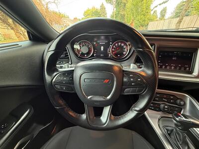 2022 Dodge Challenger R/T - Photo 19 - Portland, OR 97202