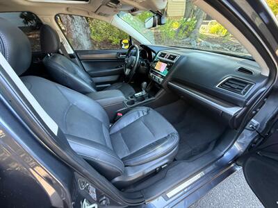 2017 Subaru Legacy 3.6R Limited   - Photo 9 - Portland, OR 97202