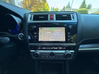 2017 Subaru Legacy 3.6R Limited   - Photo 15 - Portland, OR 97202