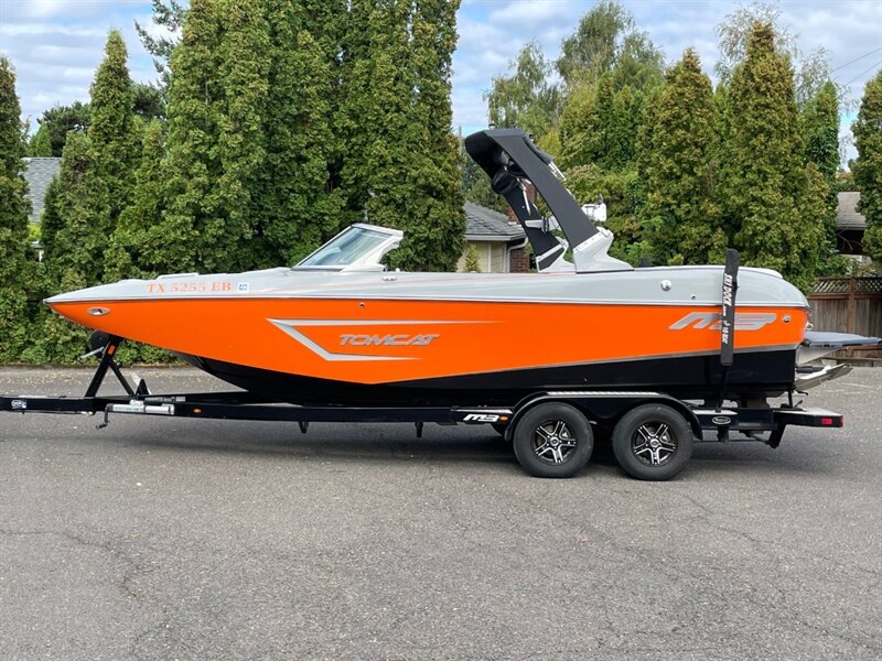 2017 MB Sports F22 Tomcat - Photo 2 - Portland, OR 97202