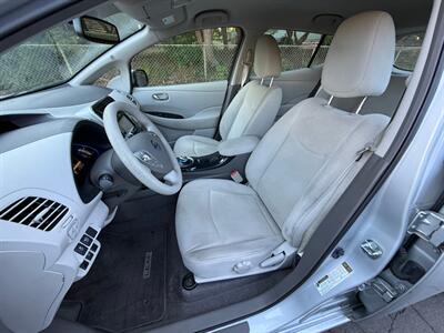 2011 Nissan LEAF SL - Photo 9 - Portland, OR 97202