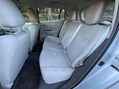 2011 Nissan LEAF SL - Photo 13 - Portland, OR 97202