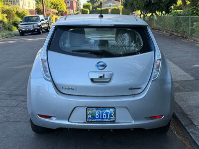 2011 Nissan LEAF SL - Photo 5 - Portland, OR 97202
