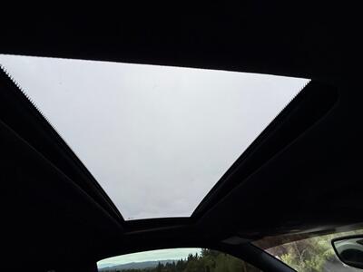 2017 INFINITI Q60 3.0T Premium   - Photo 12 - Portland, OR 97202