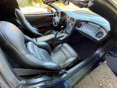2000 Chevrolet Corvette   - Photo 13 - Portland, OR 97202