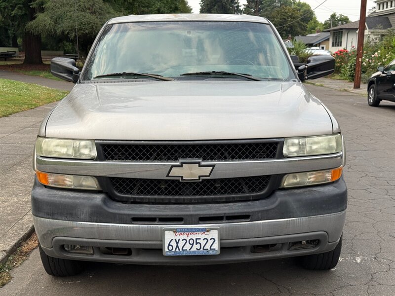 2002 Chevrolet Silverado 2500 - Photo 4 - Portland, OR 97202