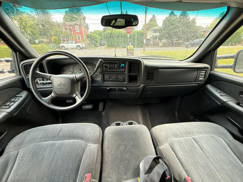 2002 Chevrolet Silverado 2500 - Photo 15 - Portland, OR 97202